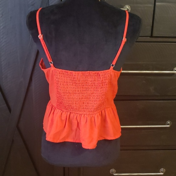 Top - Picture 4 of 6